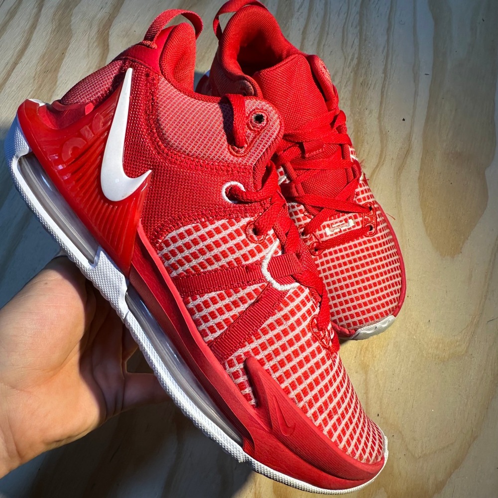 Nike LeBron Witness 7 University Red White Basketball Shoes DM1123-600 Mens 10.5